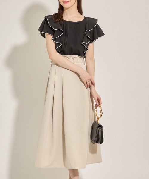 tocco closet（トッコ　クローゼット）の「ピンタック×ラッフルフリル配色ブラウス（シャツ/ブラウス・レディース・ブラック/オフホワイト/グレー系その他・M）」の7枚目の写真