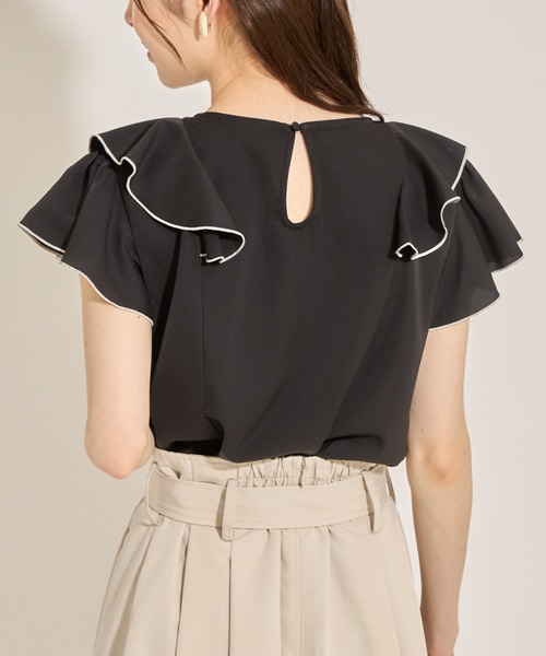 tocco closet（トッコ　クローゼット）の「ピンタック×ラッフルフリル配色ブラウス（シャツ/ブラウス・レディース・ブラック/オフホワイト/グレー系その他・M）」の14枚目の写真