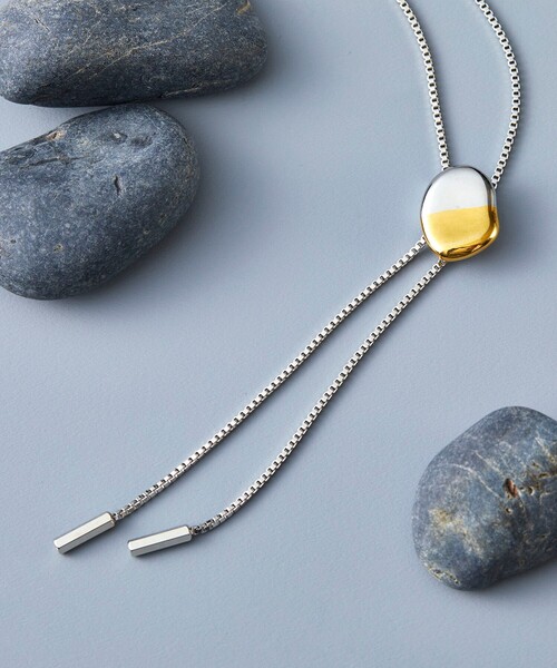 tk.TAKEO KIKUCHI（ティーケータケオキクチ）の「◆メタルループタイネックレス（ネックレス・メンズ・シルバー/シルバー系4/ブラック/ブラック系/シルバー系/シルバー系1/ブラック系5/ゴールド系8/ブラック系6/シルバー系7/シルバー系8/ゴールド系7/ブラック系1/ゴールド系2/シルバー系3/シルバー系2/ブラック系2/ゴールド系3/ブラック系4/シルバー系5/シルバー系6/ゴールド系6/ブラック系3/ゴールド系5/ゴールド系/ライトグレー/ライトグレー系/ゴールド系1/ブラック系7/ブラック系8・00）」の16枚目の写真