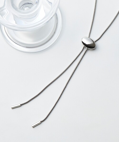 tk.TAKEO KIKUCHI（ティーケータケオキクチ）の「◆メタルループタイネックレス（ネックレス・メンズ・シルバー/シルバー系4/ブラック/ブラック系/シルバー系/シルバー系1/ブラック系5/ゴールド系8/ブラック系6/シルバー系7/シルバー系8/ゴールド系7/ブラック系1/ゴールド系2/シルバー系3/シルバー系2/ブラック系2/ゴールド系3/ブラック系4/シルバー系5/シルバー系6/ゴールド系6/ブラック系3/ゴールド系5/ゴールド系/ライトグレー/ライトグレー系/ゴールド系1/ブラック系7/ブラック系8・00）」の12枚目の写真