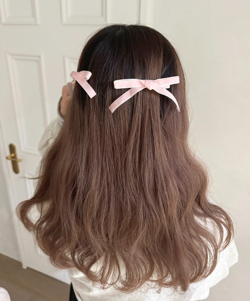 apres jour(アプレジュール)の「【apres jour×ARIAZ】ミニリボンヘアクリップ2SET(バレッタ/ヘアクリップ・レディース・ブラック/ピンクベージュ/グレー/ブラック系その他・FREE)」の12枚目の写真