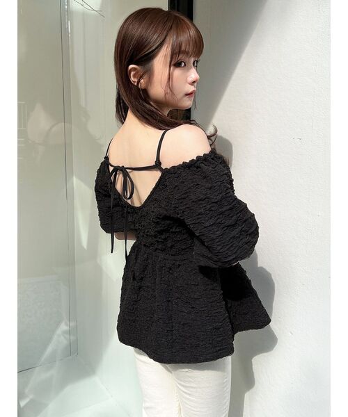 RESEXXY（リゼクシー）の「ふくれチュールボリュームチュニック（Tシャツ/カットソー・レディース・ブラック/アイボリー・FREE）」の9枚目の写真