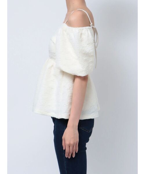 RESEXXY（リゼクシー）の「ふくれチュールボリュームチュニック（Tシャツ/カットソー・レディース・ブラック/アイボリー・FREE）」の11枚目の写真