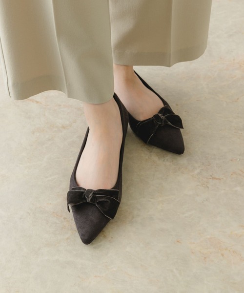 RODE SKO（ロデスコ）の「ビッグリボン付2WAYパンプス（パンプス・レディース・グレー/ブラック・38/37/36）」の2枚目の写真