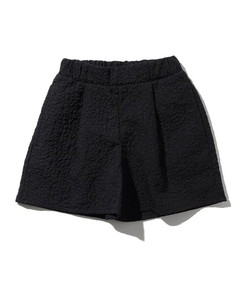 SHOO・LA・RUE(シューラルー)の「◆【110-140cm/プチセレ】エンボスショートパンツ(その他パンツ・キッズ・アイボリー/ブラック・11/12/13/14)」の1枚目の写真