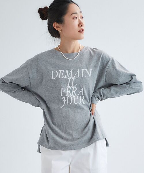 le.coeur blanc（ルクールブラン）の「フレンチロゴプリントロンTEE（Tシャツ/カットソー・レディース・オフホワイト/グレー・38）」の2枚目の写真