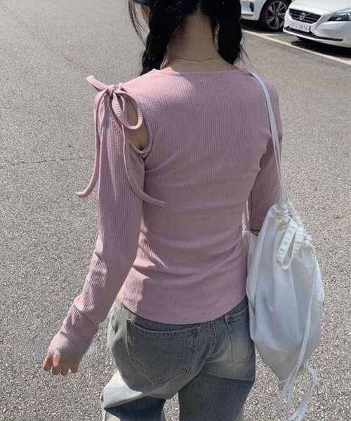 by muni:r(バイ ムニール)の「アンバルショルダーリボンTシャツ(Tシャツ/カットソー・レディース・ピンク/アイボリー/ブラック・FREE)」の21枚目の写真