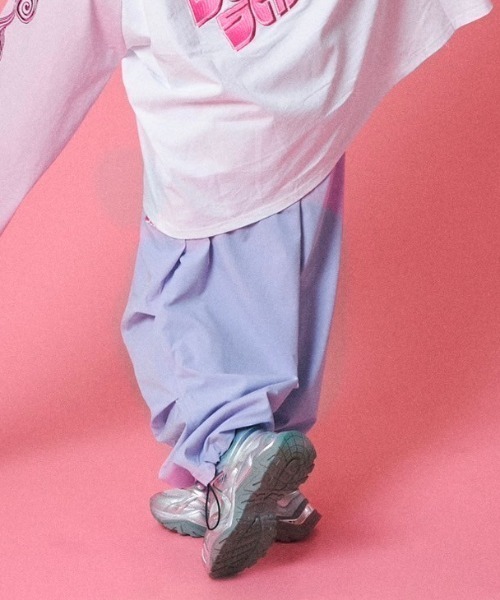 GALFY（ガルフィー）の「ストリートファッション GALFY ガルフィー うらめしやパンツ オーバーサイズ ギャル ボトムス パンツ ナイロンパンツ カラーパンツ ジャージ 長ズボン（カーゴパンツ・メンズ・サックスブルー/ピンク/ライトグリーン・L/XL）」の8枚目の写真