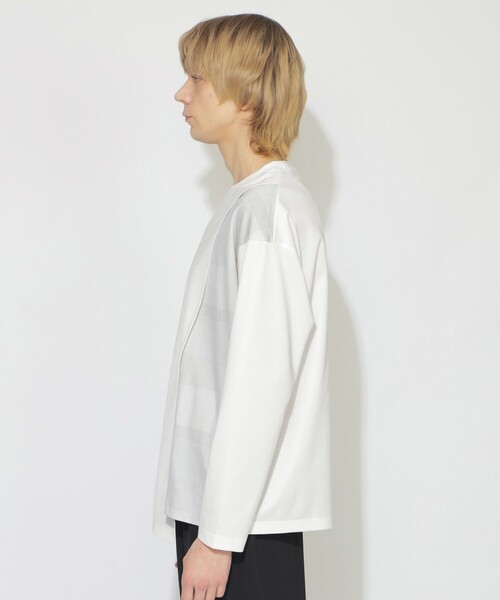 CB CRESTBRIDGE（シービークレストブリッジ）の「アシンメトリー