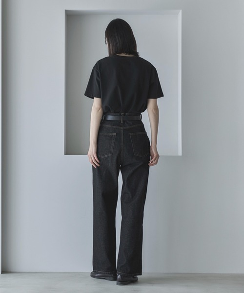 feepur(フェピュール)の「【4size展開】ベーシックストレートデニム(デニムパンツ・レディース・ブルー/ブラック/グレー/サックスブルー/アイボリー/ブラウン・SMALL/MEDIUM/LARGE/TALL)」の17枚目の写真