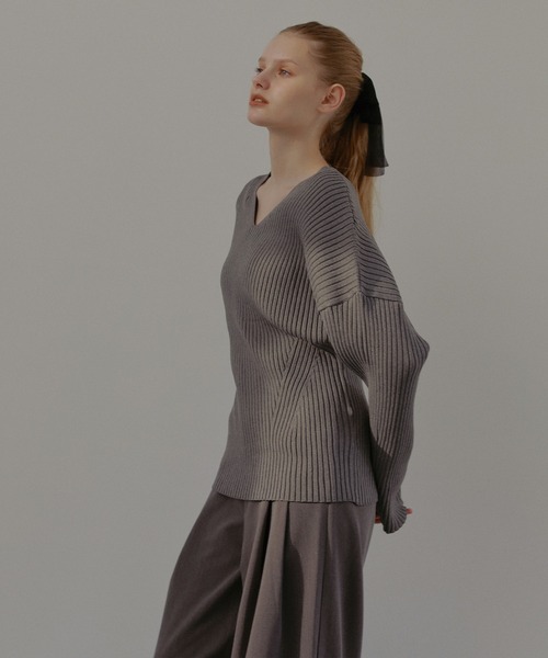 MIELI INVARIANT（ミエリインヴァリアント）の「Dolman Rib Knit Tops（ニット/セーター・レディース・ブラック/グレー/アイボリー・FREE）」の14枚目の写真