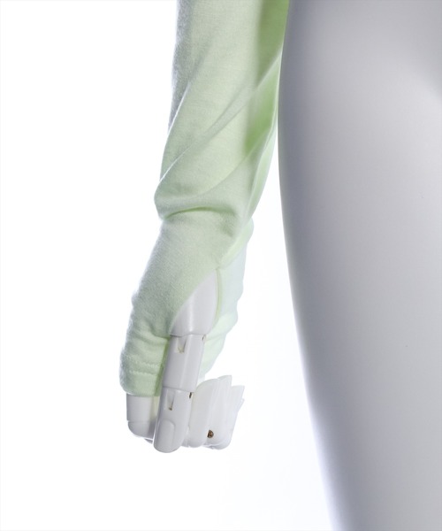 clear（クリア）の「レタリングラメプリント長袖カットソー［ショート丈 ロンT プリント］≪再入荷≫（Tシャツ/カットソー・レディース・オフホワイト/ブラック/ピンク/ミント・F）」の14枚目の写真