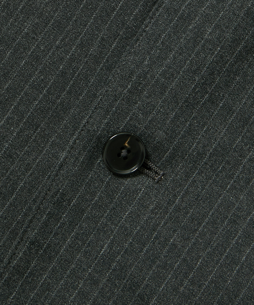 ADAM ET ROPE'(アダムエロペ)の「オーバーサイズ イージー テーラード ジャケット / シーズンレス / セットアップ対応(テーラードジャケット・メンズ・ブラック/チャコールグレー/カーキ・L/S/M)」の11枚目の写真