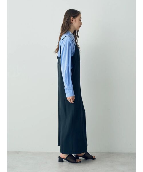 YECCA VECCA（イェッカヴェッカ）の「サイドカットアウトキャミワンピース（ワンピース・レディース・ネイビー/ベージュ・FREE）」の17枚目の写真