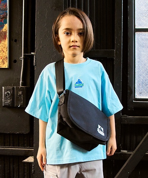 ma2 新品タグ付き 
 PHENIX フェニックスJr.ワンピース シンセティックレザー マルチポケットミニショルダーバッグ MONO