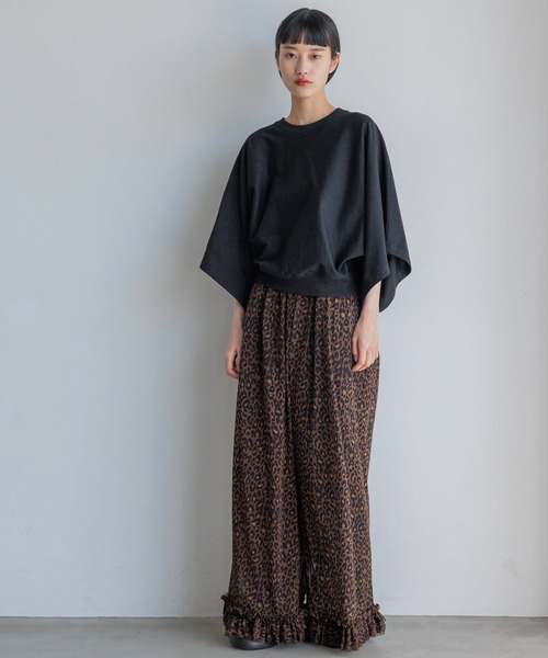 yuw（ユウ）の「ワイドドルマンＴシャツ　991827（Tシャツ/カットソー・レディース・ブラック/ホワイト/チャコールグレー・FREE）」の15枚目の写真