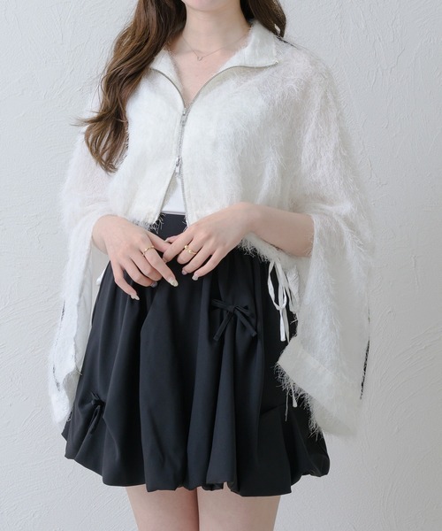 Ambre Neige（アンブルネージュ）の「slit sleeve track jacket / 袖スリットトラックジャケット（ブルゾン・レディース・ブラック/アイボリー/オフホワイト・FREE）」の2枚目の写真