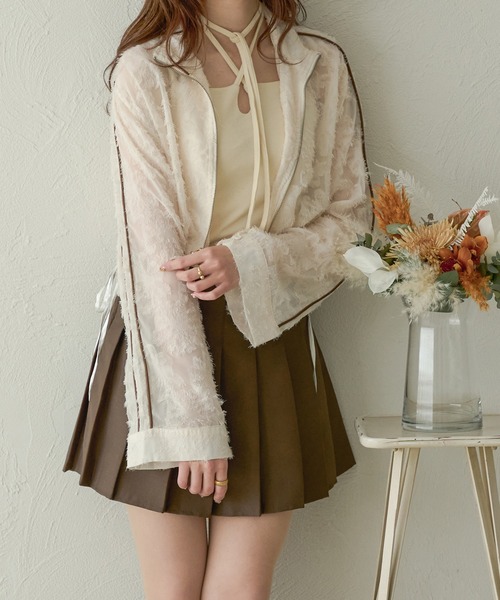 Ambre Neige（アンブルネージュ）の「slit sleeve track jacket / 袖スリットトラックジャケット（ブルゾン・レディース・ブラック/アイボリー/オフホワイト・FREE）」の3枚目の写真