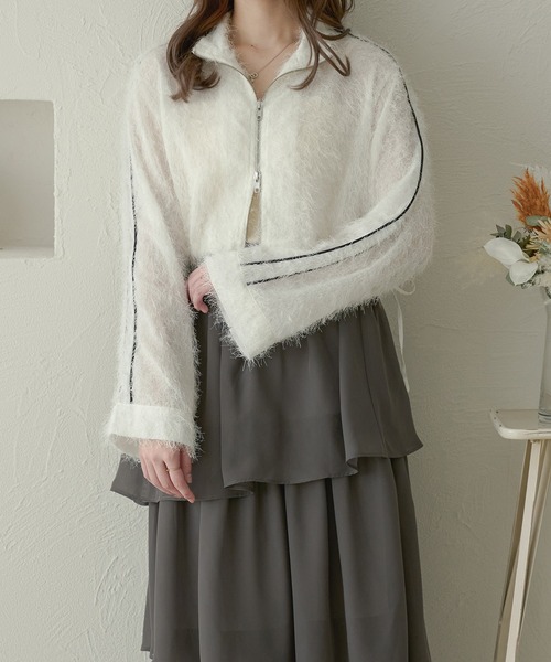 Ambre Neige（アンブルネージュ）の「slit sleeve track jacket / 袖スリットトラックジャケット（ブルゾン・レディース・ブラック/アイボリー/オフホワイト・FREE）」の10枚目の写真