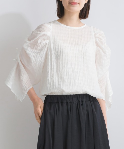 PICCIN（ピッチン）の「袖シャーリングシアーブラウス（シャツ/ブラウス・レディース・オフホワイト/ライトグリーン・M）」の2枚目の写真