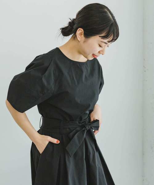 ITEMS URBANRESEARCH（アイテムズ アーバンリサーチ）の「『セットアップ対応』タックスリーブプルオーバー（シャツ/ブラウス・レディース・ブルー/ブラック/モカ・FREE）」の2枚目の写真