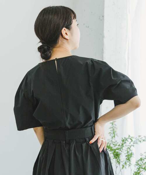 ITEMS URBANRESEARCH（アイテムズ アーバンリサーチ）の「『セットアップ対応』タックスリーブプルオーバー（シャツ/ブラウス・レディース・ブルー/ブラック/モカ・FREE）」の7枚目の写真