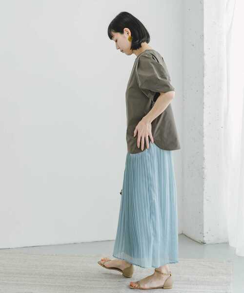 ITEMS URBANRESEARCH（アイテムズ アーバンリサーチ）の「『セットアップ対応』タックスリーブプルオーバー（シャツ/ブラウス・レディース・ブルー/ブラック/モカ・FREE）」の16枚目の写真