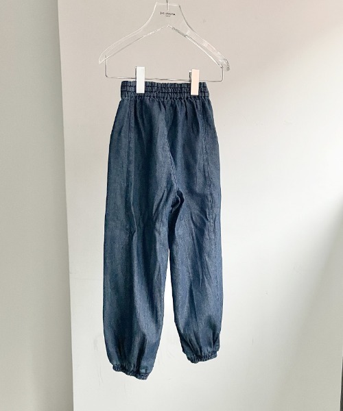 ARCH & LINE（アーチアンドライン）の「LIGHT DENIM ALADDIN PT 薄手デニム ダンス スケボー（デニムパンツ・キッズ・ブラック/ブルー・S/M/L/XL）」の7枚目の写真