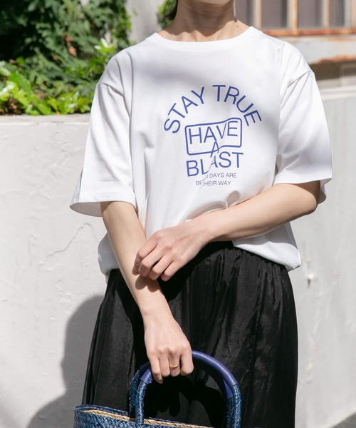 FORK&SPOON（フォークアンドスプーン）の「FORK&SPOON　メッセージロゴTシャツ（Tシャツ/カットソー・レディース・ブルー系その他/ホワイト系その他/ブラック系その他・1）」の7枚目の写真