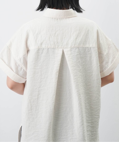 LUCA/LADY LUCK LUCA(ルカ/レディラックルカ)の「LC/LLL ポケットロングシャツ / バックタック半袖シャツブラウス(シャツ/ブラウス・レディース・ブラック/カーキ/オフホワイト・FREE)」の13枚目の写真