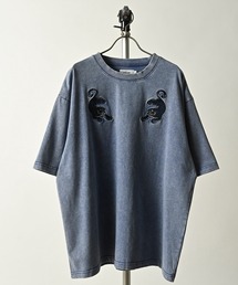 ATELANE/硫化染 トラ刺繍、ロゴ エンボス、S/S TEE