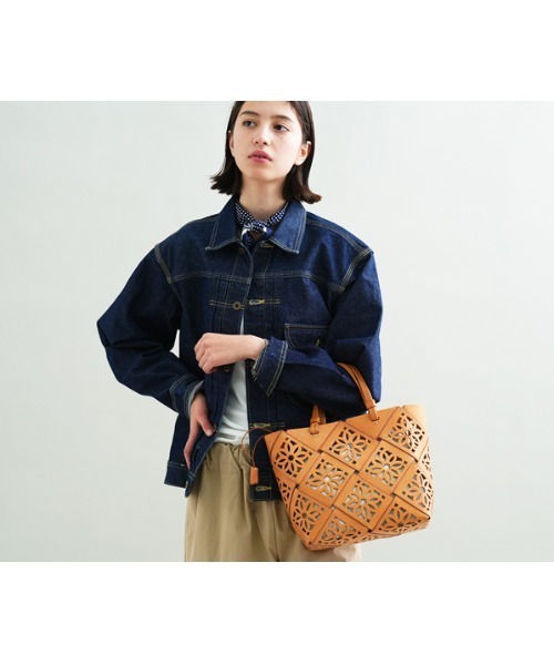 genten（ゲンテン）の「サスカットバスケット ハンドバッグ（ショルダーバッグ・レディース・ライトブラウン/ブラウン/ダークブラウン/ホワイト/グリーン・FREE）」の4枚目の写真