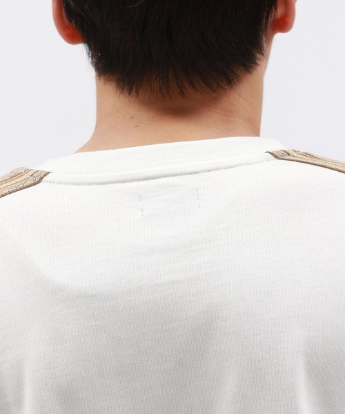 LAKOLE(ラコレ)の「袖モチーフラインT半袖 / 130618(Tシャツ/カットソー・メンズ・ブラック/グリーン/オフホワイト・MEDIUM/LARGE/X-LARGE)」の11枚目の写真