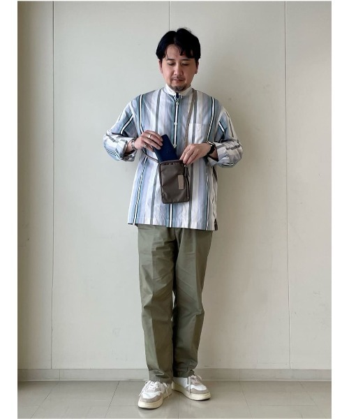 Felisi（フェリージ）の「1152/DS+LD（ショルダーバッグ・レディース・ブルー/ベージュ/ブラック・ONE SIZE）」の5枚目の写真