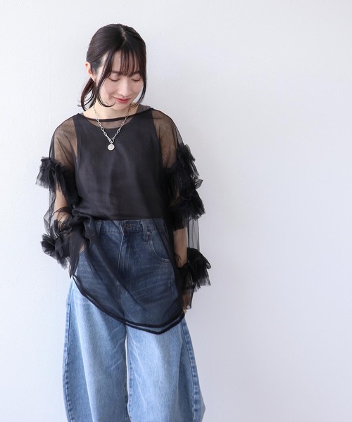 Three Four Time(スリーフォータイム)の「スリーブフリルチュールブラウス(シャツ/ブラウス・レディース・アイボリー/ブラック・FREE)」の16枚目の写真