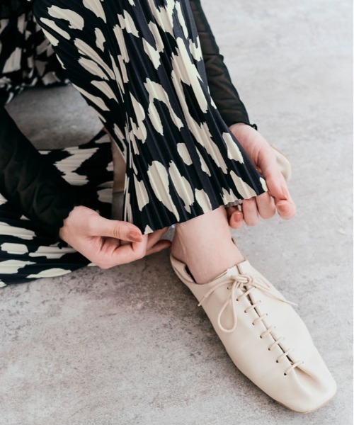 kirakiraShop（キラキラショップ）の「セルフカット アコーディオン プリーツ ワイドパンツ（その他パンツ・レディース・モカ/ネイビー/グレー/ブラック/チャコール/ブラック系/ブラック系1/バーガンディー・L/M）」の9枚目の写真