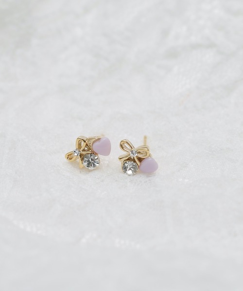 Peony(ピオニー)の「【Peony/ピオニー】/ハート リボン ビジューピアス(ピアス(両耳用)・レディース・シルバー系1/ゴールド系2/ゴールド系4/シルバー系3/ゴールド系1/ゴールド系3/シルバー系4/シルバー系2・FREE)」の7枚目の写真