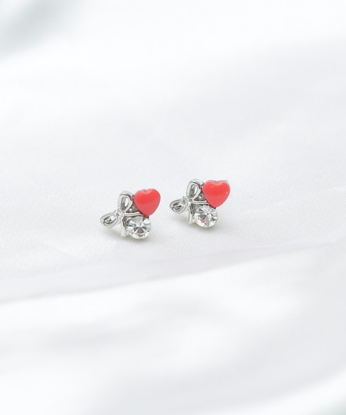 Peony(ピオニー)の「【Peony/ピオニー】/ハート リボン ビジューピアス(ピアス(両耳用)・レディース・シルバー系1/ゴールド系2/ゴールド系4/シルバー系3/ゴールド系1/ゴールド系3/シルバー系4/シルバー系2・FREE)」の14枚目の写真