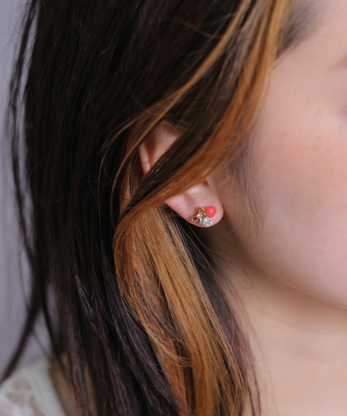 Peony(ピオニー)の「【Peony/ピオニー】/ハート リボン ビジューピアス(ピアス(両耳用)・レディース・シルバー系1/ゴールド系2/ゴールド系4/シルバー系3/ゴールド系1/ゴールド系3/シルバー系4/シルバー系2・FREE)」の16枚目の写真