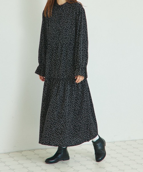 pairmanon（ペアマノン）の「【リンクコーデ】【ママサイズ】スタンドカラー ティアードワンピース（ワンピース・レディース・ブラック系その他/ブラック/ブラウン系その他・FREE）」の4枚目の写真