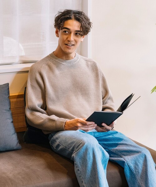 FREAK'S STORE（フリークスストア）の「FREAK’S STORE/フリークスストア Hi-coZYMIX 畔編みクルーネック プルオーバーニット/リラックスフィット（ニット/セーター・メンズ・ダークブラウン/ブラック/グリーン/オフホワイト/グレー/グレイッシュベージュ/マスタード・LARGE/MEDIUM/SMALL）」の17枚目の写真