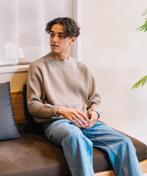 FREAK'S STORE（フリークスストア）の「FREAK’S STORE/フリークスストア Hi-coZYMIX 畔編みクルーネック プルオーバーニット/リラックスフィット（ニット/セーター・メンズ・ダークブラウン/ブラック/グリーン/オフホワイト/グレー/グレイッシュベージュ/マスタード・LARGE/MEDIUM/SMALL）」の20枚目の写真