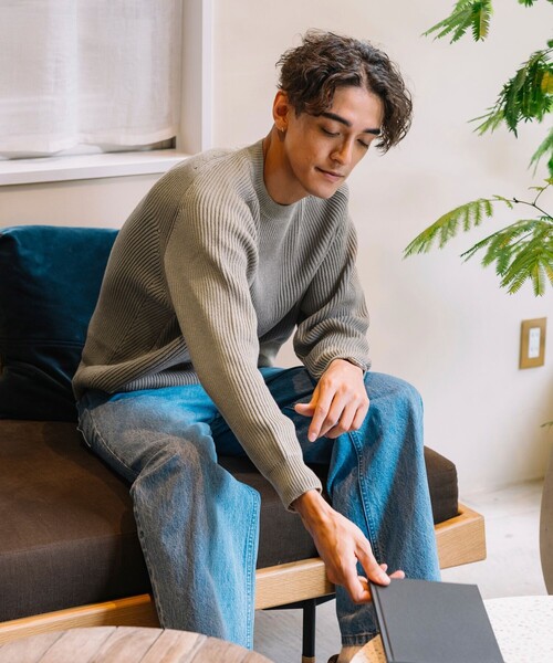 FREAK'S STORE（フリークスストア）の「FREAK’S STORE/フリークスストア Hi-coZYMIX 畔編みクルーネック プルオーバーニット/リラックスフィット（ニット/セーター・メンズ・ダークブラウン/ブラック/グリーン/オフホワイト/グレー/グレイッシュベージュ/マスタード・LARGE/MEDIUM/SMALL）」の22枚目の写真