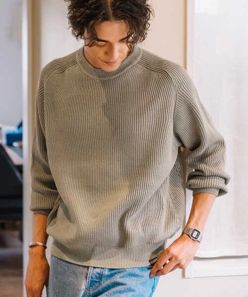 FREAK'S STORE(フリークスストア)の「FREAK’S STORE/フリークスストア Hi-coZYMIX 畔編みクルーネック プルオーバーニット/リラックスフィット(ニット/セーター・メンズ・ダークブラウン/ブラック/グリーン/オフホワイト/グレー/グレイッシュベージュ/マスタード・LARGE/MEDIUM/SMALL)」の10枚目の写真