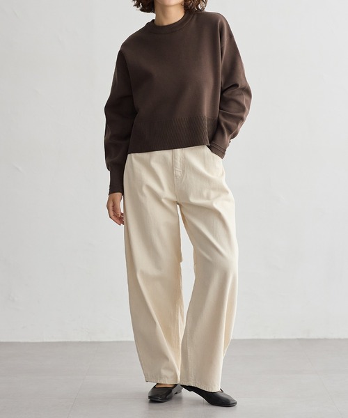 for/c（フォーシー）の「[新色追加]スウェットライクショート丈ニットプルオーバー【サスティナブル】（ニット/セーター・レディース・グレー/ネイビー/ライトベージュ/ブラック/オフホワイト/イエロー/ブラウン/レッド/ピンク・L/M/LL）」の16枚目の写真