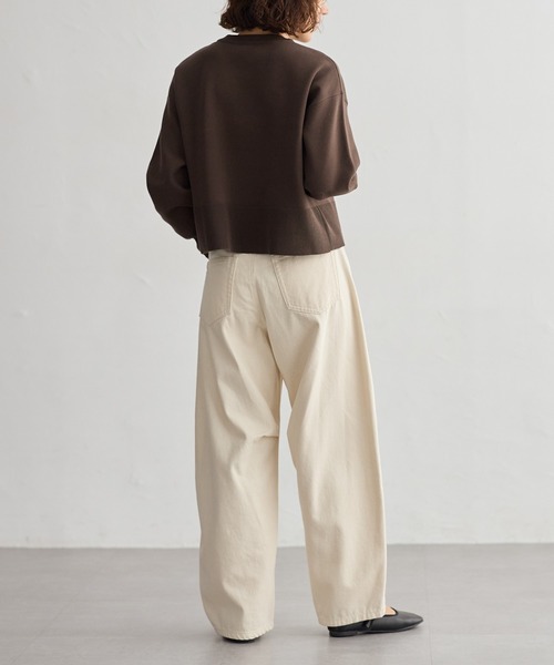 for/c（フォーシー）の「[新色追加]スウェットライクショート丈ニットプルオーバー【サスティナブル】（ニット/セーター・レディース・グレー/ネイビー/ライトベージュ/ブラック/オフホワイト/イエロー/ブラウン/レッド/ピンク・L/M/LL）」の19枚目の写真