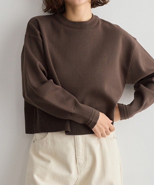 for/c（フォーシー）の「[新色追加]スウェットライクショート丈ニットプルオーバー【サスティナブル】（ニット/セーター・レディース・グレー/ネイビー/ライトベージュ/ブラック/オフホワイト/イエロー/ブラウン/レッド/ピンク・L/M/LL）」の12枚目の写真