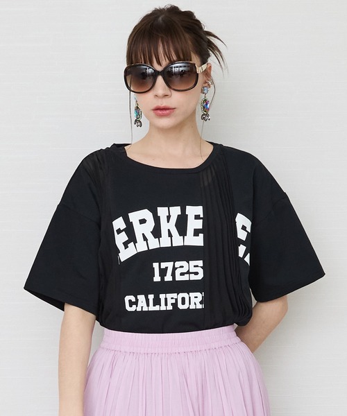 JETSET SOLO PLUS (ジェットセットソロプラス)の「【FONT LAB】プリーツリメイク ロゴTシャツ(Tシャツ/カットソー・レディース・オフホワイト/ブラック/ライトグレー・FREE)」の3枚目の写真