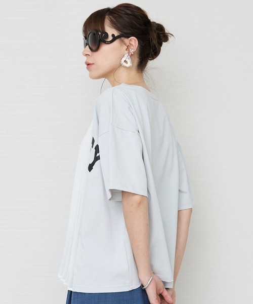 JETSET SOLO PLUS (ジェットセットソロプラス)の「【FONT LAB】プリーツリメイク ロゴTシャツ(Tシャツ/カットソー・レディース・オフホワイト/ブラック/ライトグレー・FREE)」の16枚目の写真