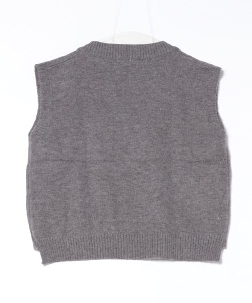 ammy.(エイミードット)の「【 ammy. / エイミードット 】 コンパクト Vネック ニット ベスト(ベスト・レディース・ホワイト/ブラウン/グレー/ブラック・FREE)」の5枚目の写真